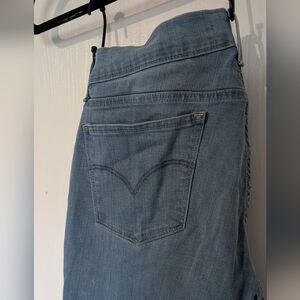 Levis 710 Super Skinny